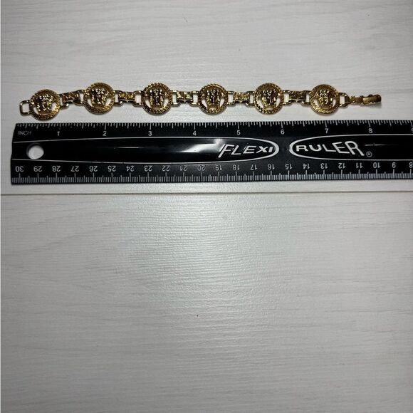 Gianni Versace Vintage Gold Medusa Chain Link Bracelet - Picture 5 of 8